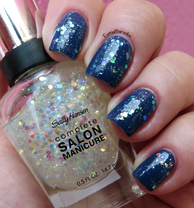 Snow Globe - Sally Hansen